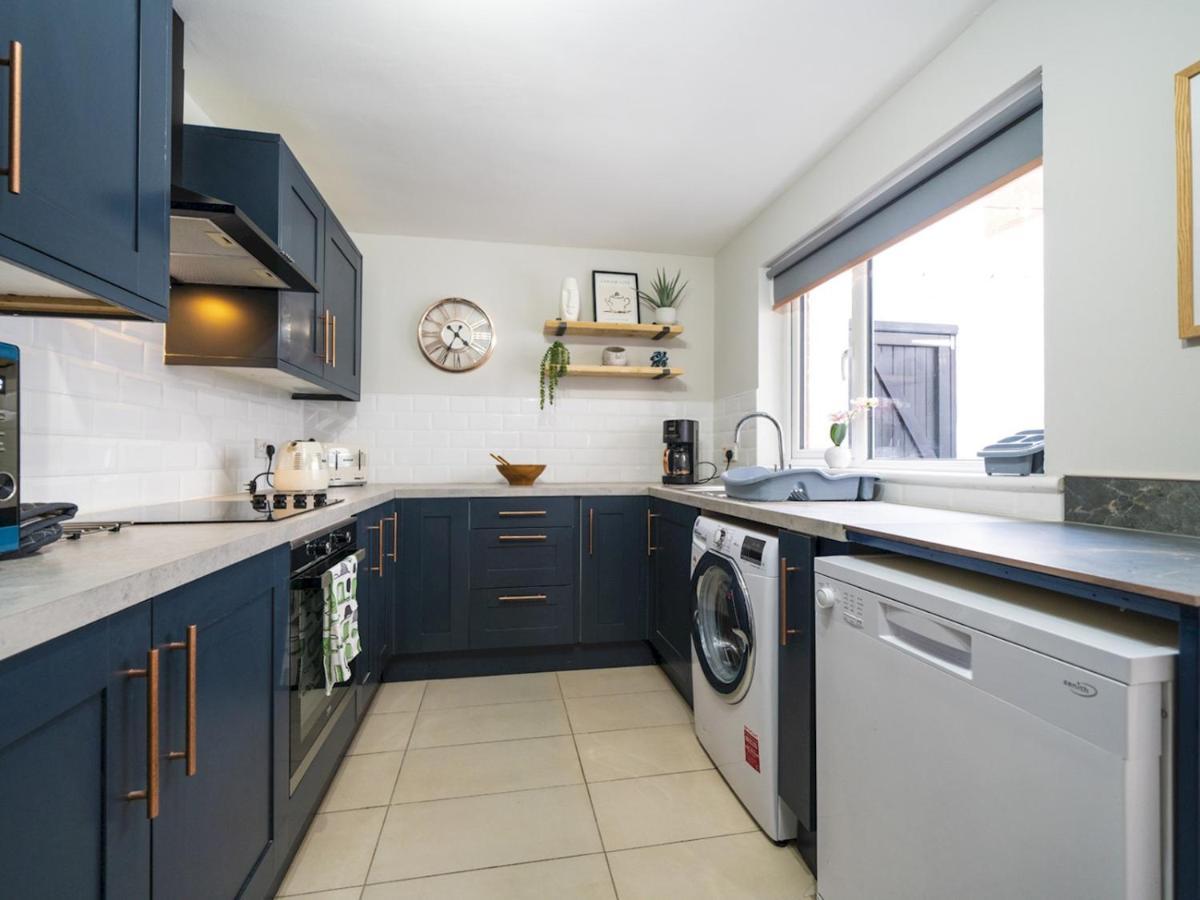 Pass The Keys 58 Lw Ave Stunning 2Br Terrace Top Location Lots Nearby Belfast Buitenkant foto